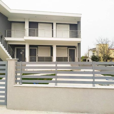 Luxury Villa Siniori 케라모티 외부 사진