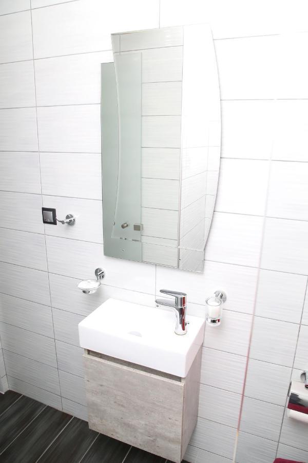 Luxury Villa Siniori 케라모티 외부 사진