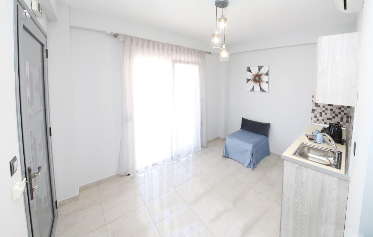 Luxury Villa Siniori 케라모티 외부 사진