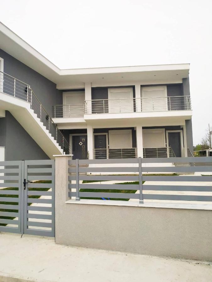 Luxury Villa Siniori 케라모티 외부 사진